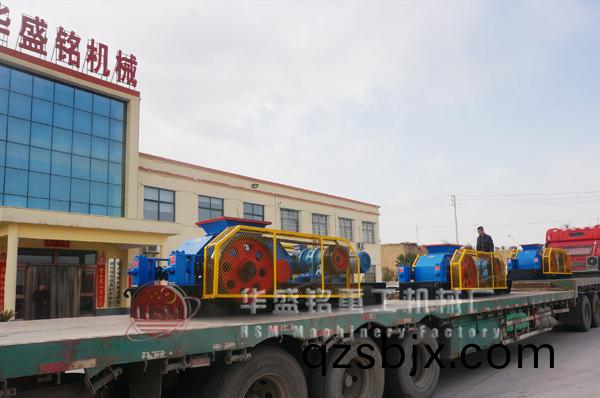 雙(shuang)齒(chi)輥破(po)碎(sui)機