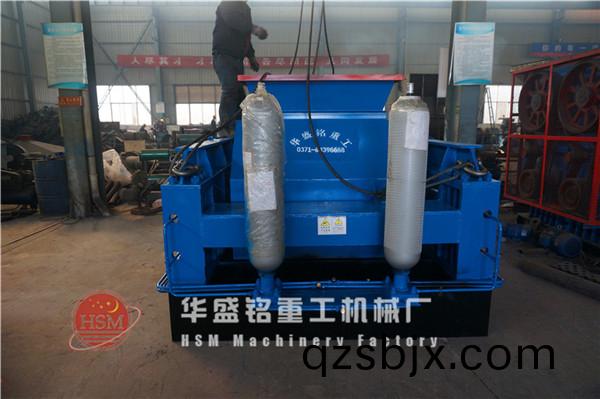對輥(gun)破(po)碎機(ji)圖片(pian)